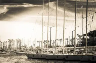 Speedboat, Athens