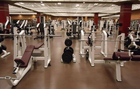 İyi durumda spor ekipmanı — İzmir