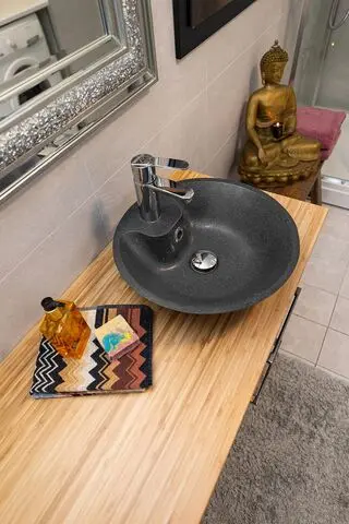 Sideboard, Split