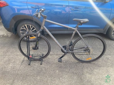 Vélo ville homme, peu servi
