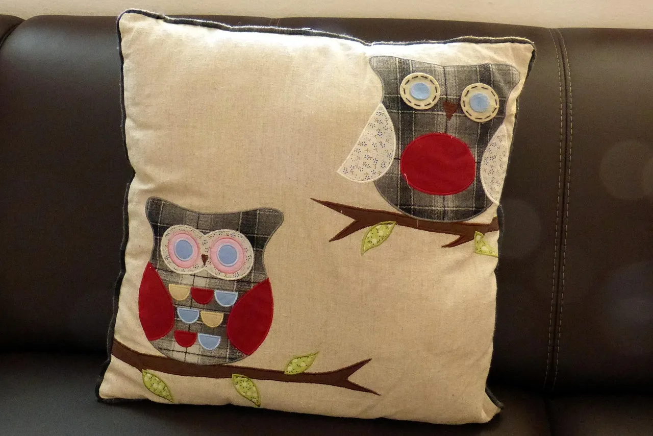 Armchair، Beirut - thumbnail 2