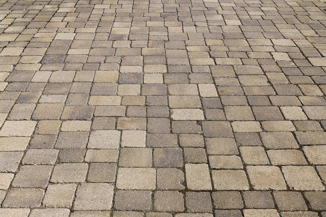 Postcrete, Lome
