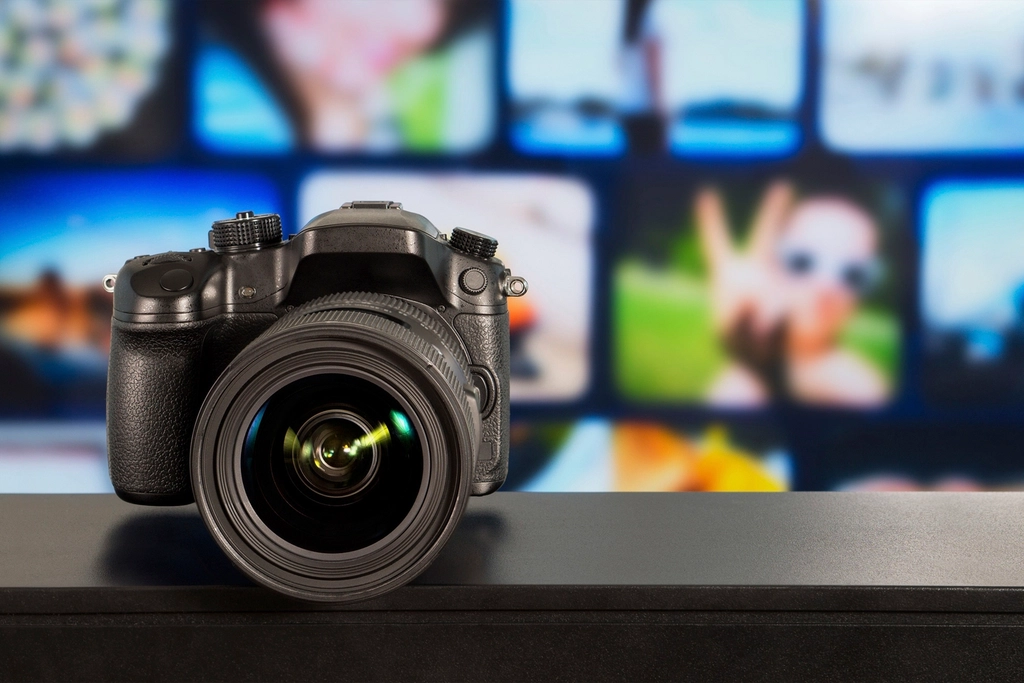 DSLR camera body, New York