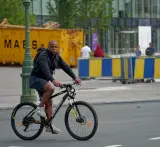 Step through electric bike, Madrid - thumbnail 3