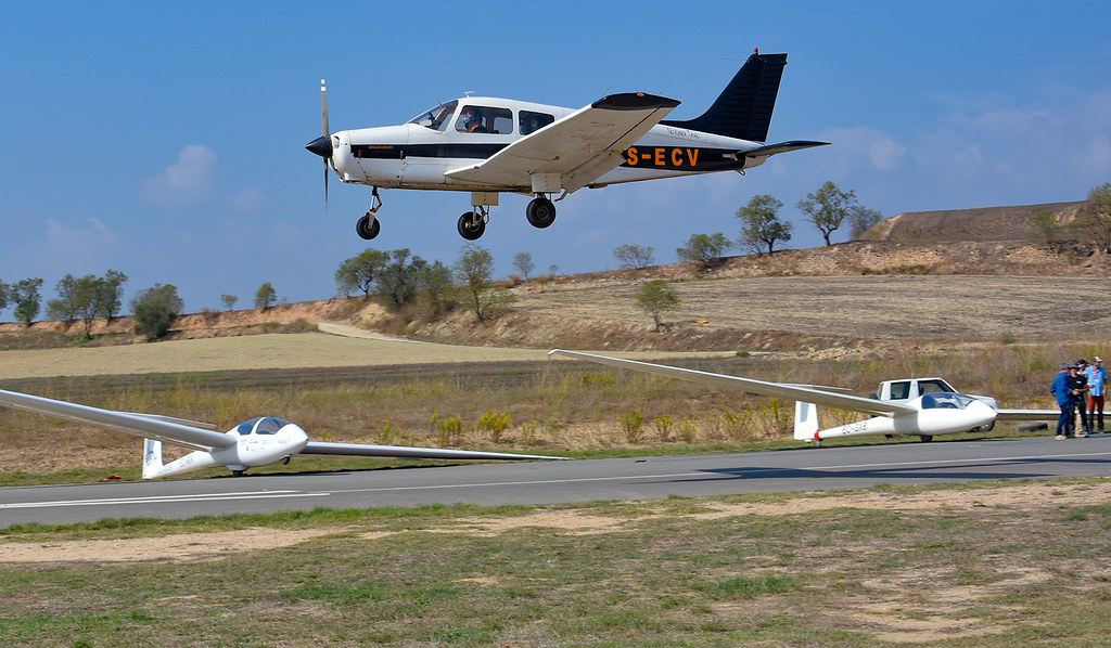 Hong Kong Sailplane with trailer - photo 4