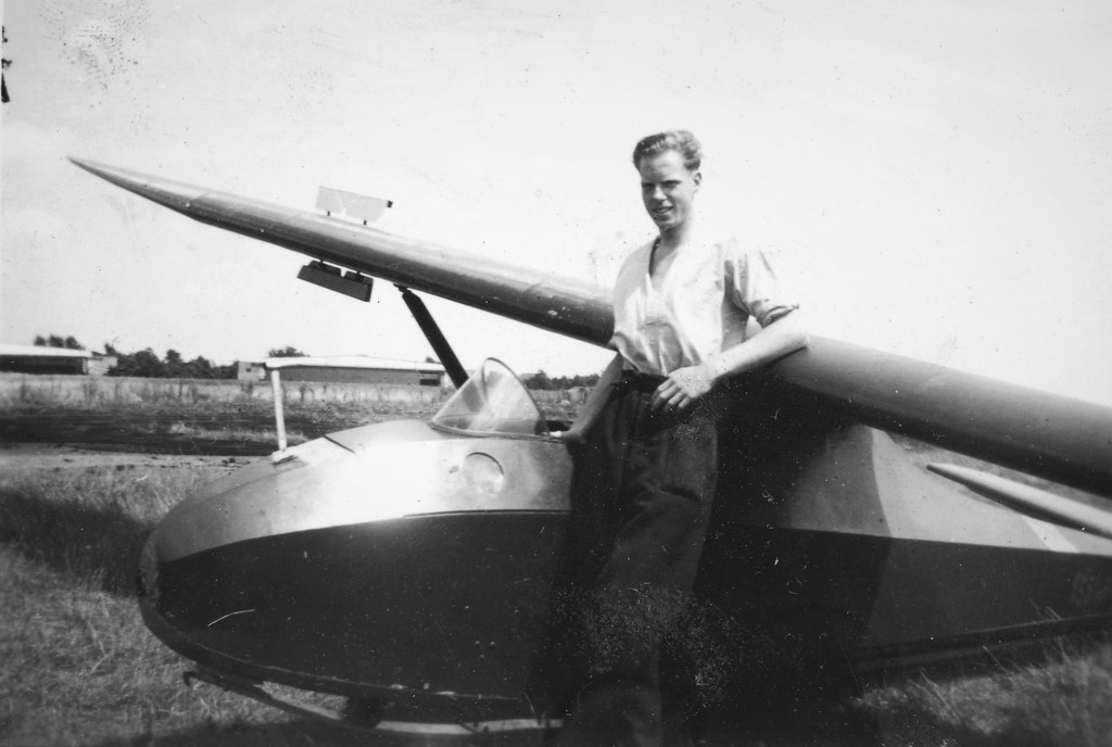 Sailplane with trailer, Dublin - photo 2