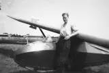 Sailplane with trailer, Dublin - thumbnail 2