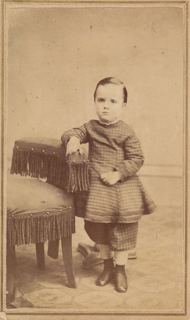 Kids outfit set, Paris - photo 1