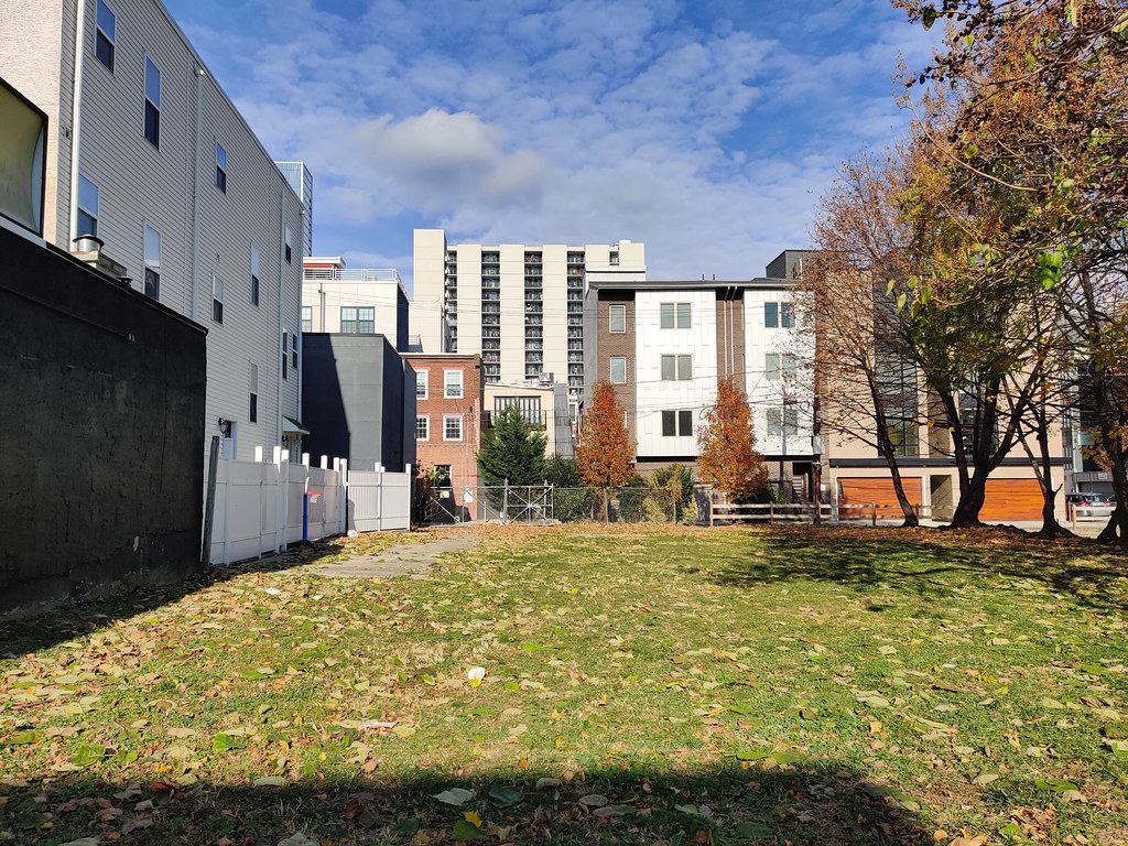 Highway frontage land, Chicago - photo 2