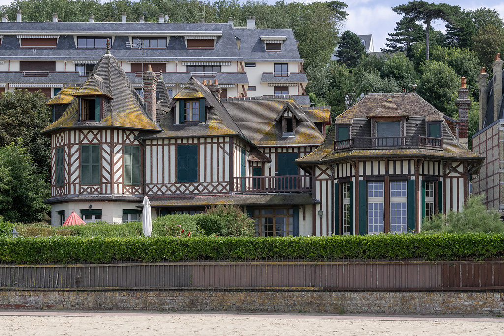 Hillside villa, New York - photo 4