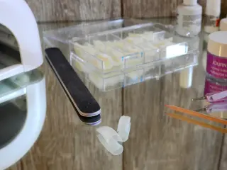 Waxing Service, Naples