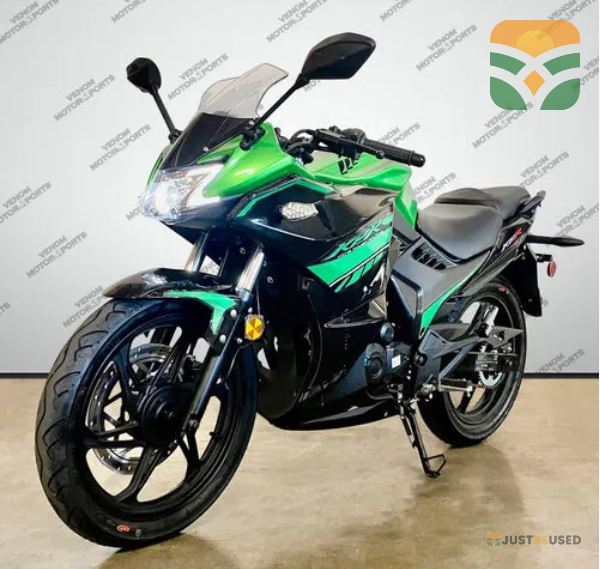 Fuel-Efficient Motorcycle for Daily Commute
